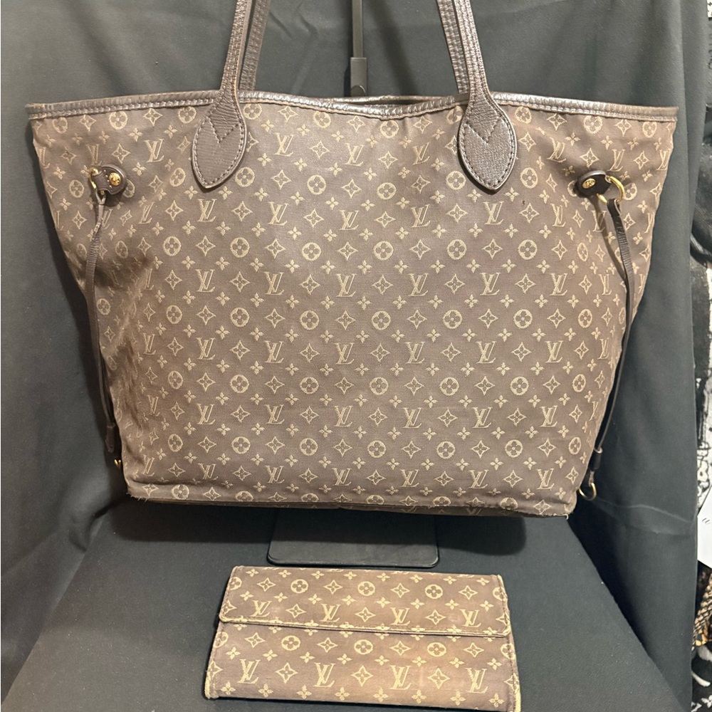 Louis Vuitton Classic Brown Monogram Tote Bag with Matching Wallet